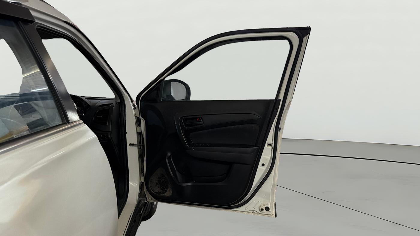 2021 Maruti Vitara Brezza VXI, Petrol, Manual, 1,13,698 km, RHS Front Door