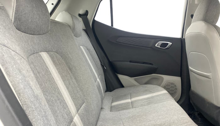 2020 Hyundai GRAND I10 NIOS SPORTZ AMT 1.2 KAPPA VTVT, Petrol, Automatic, 22,492 km, Right Side Rear Door Cabin