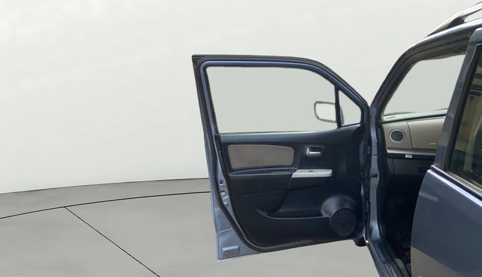 2013 Maruti Wagon R 1.0 LXI, Petrol, Manual, 97,872 km, LHS Front Door