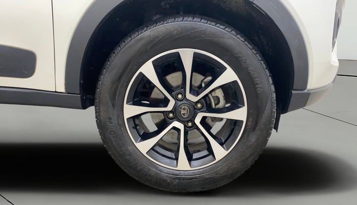 2020 Tata NEXON XZA PLUS PETROL, Petrol, Automatic, 46,299 km, Right Front Wheel