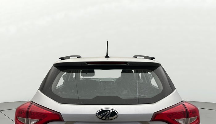 2020 Mahindra XUV300 W6 1.5 DIESEL, Diesel, Manual, 50,032 km, Rear Windshield