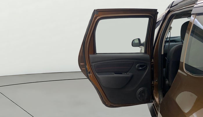 2017 Renault Duster RXS CVT, Petrol, Automatic, 46,155 km, LHS Rear Door