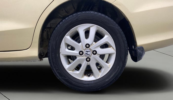 2015 Honda Mobilio 1.5L I-DTEC V, Diesel, Manual, 73,407 km, Left Rear Wheel