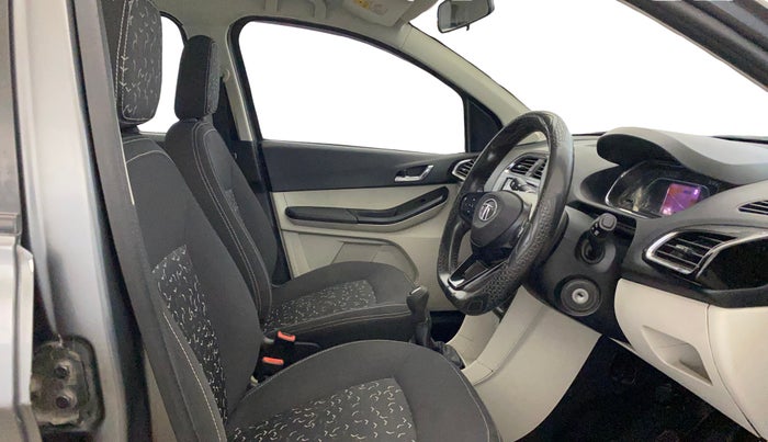 2022 Tata Tiago XZ PLUS CNG, CNG, Manual, 39,577 km, Right Side Front Door Cabin