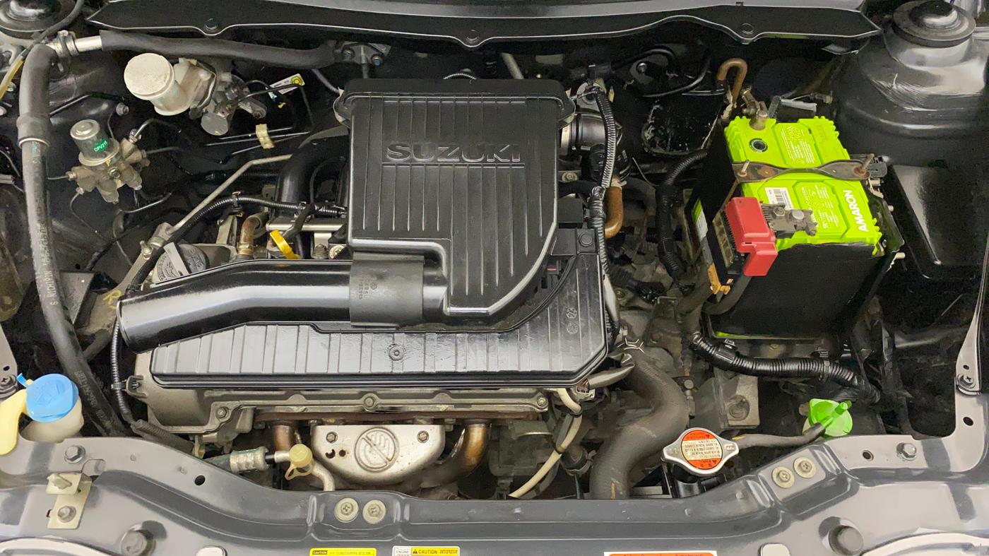 2014 Maruti Swift VXI, Petrol, Manual, 28,148 km, Engine View