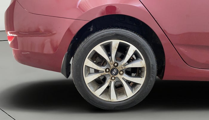 2014 Hyundai Verna FLUIDIC 1.6 VTVT SX, Petrol, Manual, 58,751 km, Right Rear Wheel