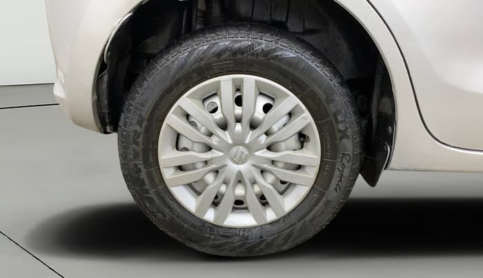 2023 Maruti Swift LXI, Petrol, Manual, 36,937 km, Right Rear Wheel
