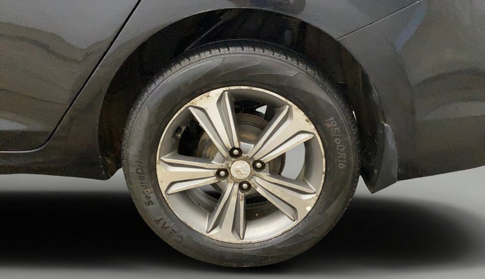2018 Hyundai Verna 1.6 VTVT SX, Petrol, Manual, 84,701 km, Left Rear Wheel