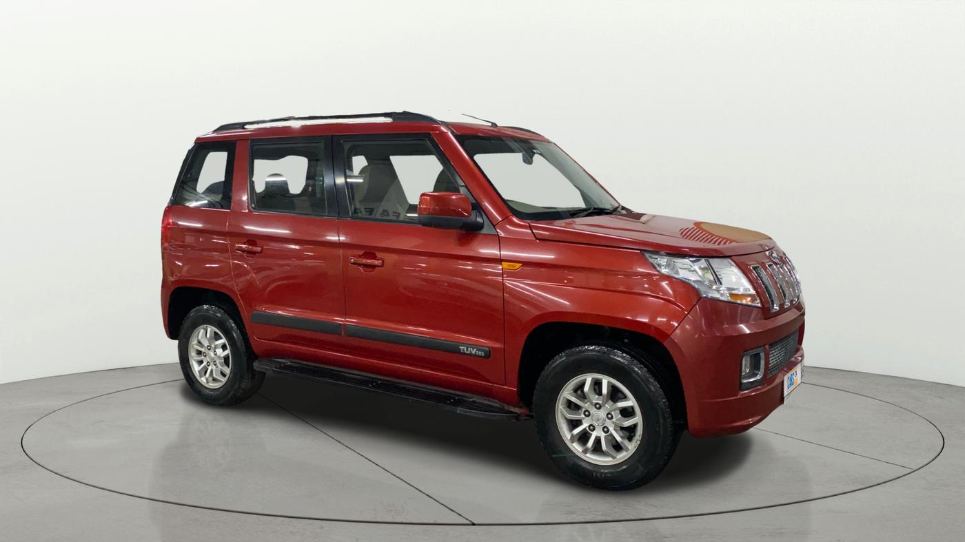 2016 Mahindra TUV300 T8, Diesel, Manual, 28,751 km, Right Front Diagonal
