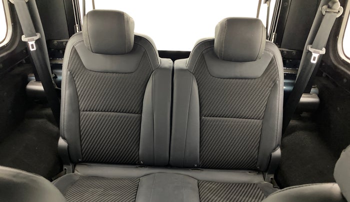 2021 Mahindra Thar LX PETROL HT 4WD AT, Petrol, Automatic, 76,547 km, Right Side Rear Door Cabin