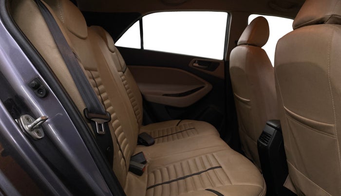 2016 Hyundai Elite i20 MAGNA 1.2, Petrol, Manual, 78,056 km, Right Side Rear Door Cabin