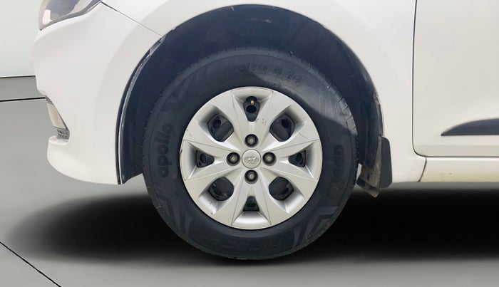 2015 Hyundai Elite i20 SPORTZ 1.2, Petrol, Manual, 67,755 km, Left Front Wheel