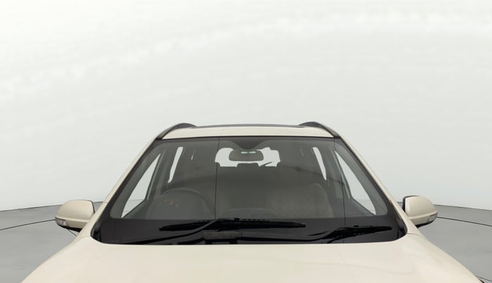 2020 Mahindra XUV500 W11, Diesel, Manual, 66,281 km, Front Windshield