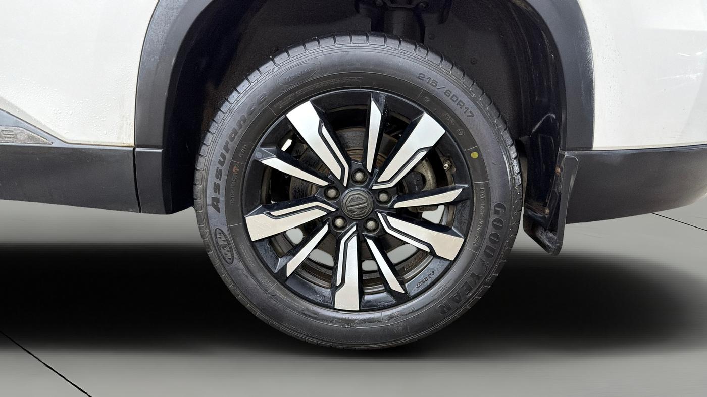 2020 MG HECTOR PLUS SHARP 1.5 PETROL TURBO DCT 6-STR, Petrol, Automatic, 32,671 km, Left Rear Wheel