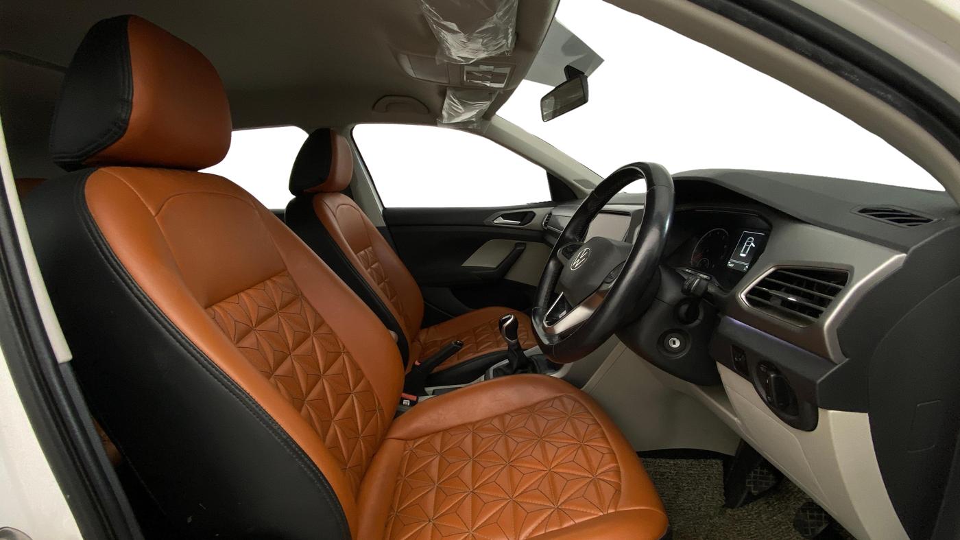 2021 Volkswagen TAIGUN HIGHLINE 1.0 TSI MT, Petrol, Manual, 31,604 km, Right Side Front Door Cabin