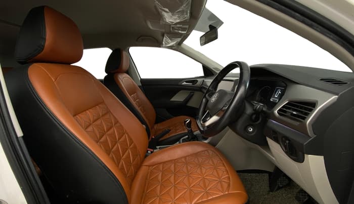 2021 Volkswagen TAIGUN HIGHLINE 1.0 TSI MT, Petrol, Manual, 31,604 km, Right Side Front Door Cabin