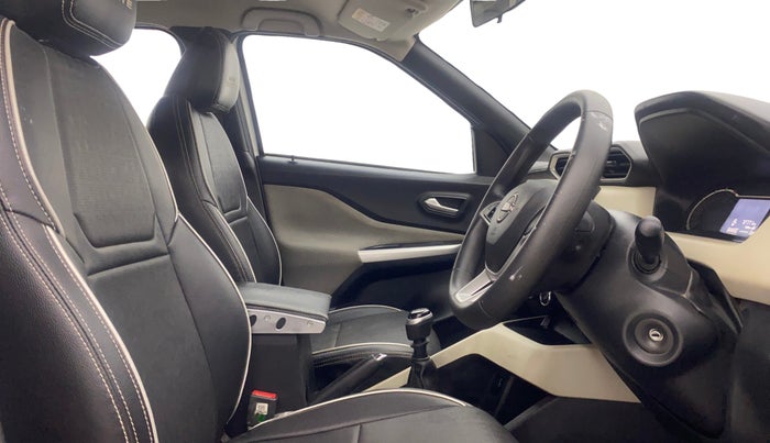 2021 Nissan MAGNITE XL, Petrol, Manual, 72,734 km, Right Side Front Door Cabin