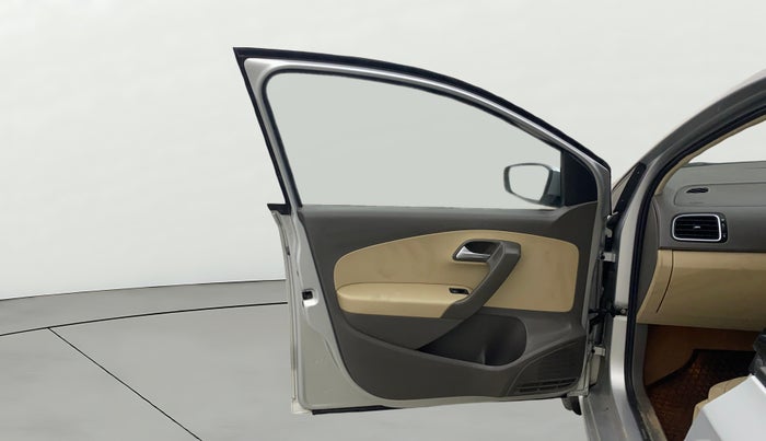 2016 Volkswagen Vento HIGHLINE PETROL AT, Petrol, Automatic, 52,937 km, LHS Front Door