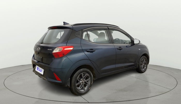 2022 Hyundai GRAND I10 NIOS SPORTZ AMT 1.2 KAPPA VTVT, Petrol, Automatic, 32,622 km, Right Back Diagonal