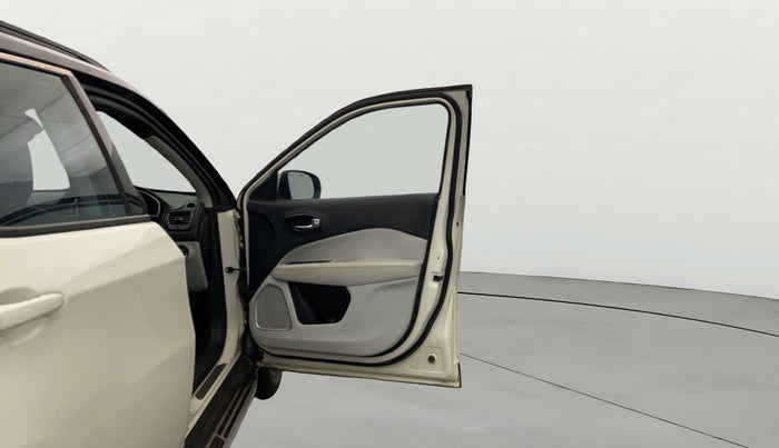 2018 Jeep Compass LIMITED (O) 2.0 DIESEL, Diesel, Manual, 85,932 km, RHS Front Door