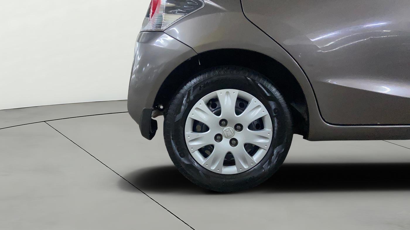 2015 Honda Brio S MT, Petrol, Manual, 45,133 km, Right Rear Wheel