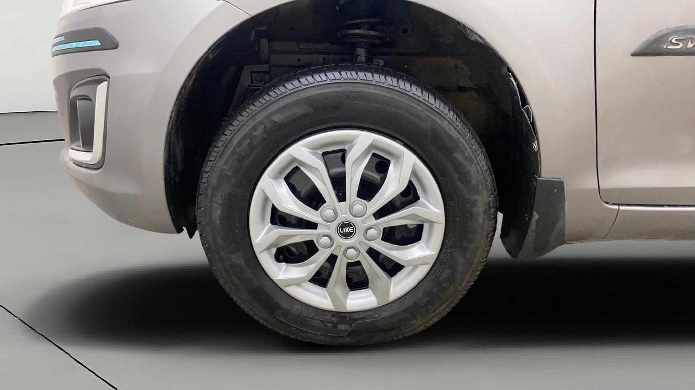 2017 Maruti Swift VXI, Petrol, Manual, 97,134 km, Left Front Wheel