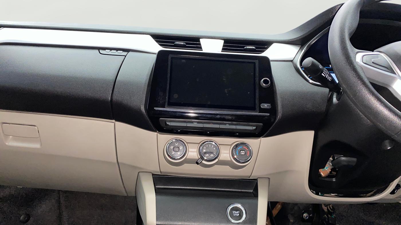 2019 Renault TRIBER RXZ, Petrol, Manual, 33,015 km, Air Conditioner