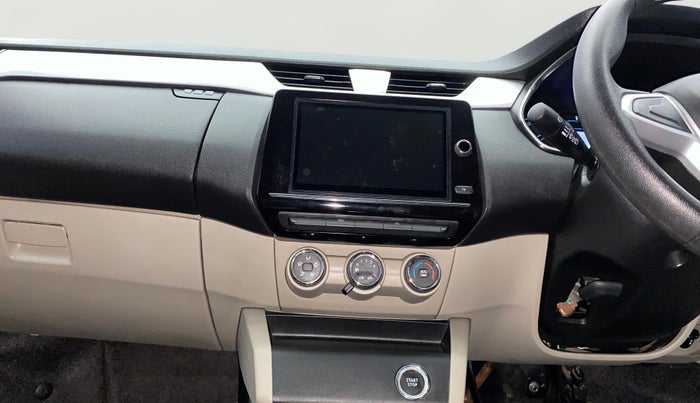 2019 Renault TRIBER RXZ, Petrol, Manual, 33,015 km, Air Conditioner