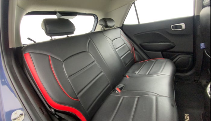 2020 Hyundai VENUE SX PLUS 1.0 TURBO DCT, Petrol, Automatic, 30,638 km, Right Side Rear Door Cabin