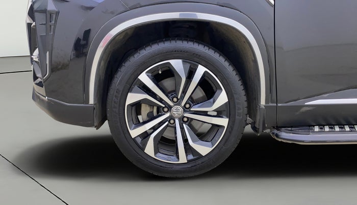 2023 MG HECTOR SAVVY PRO 1.5 TURBO CVT PETROL, Petrol, Automatic, 16,486 km, Left Front Wheel