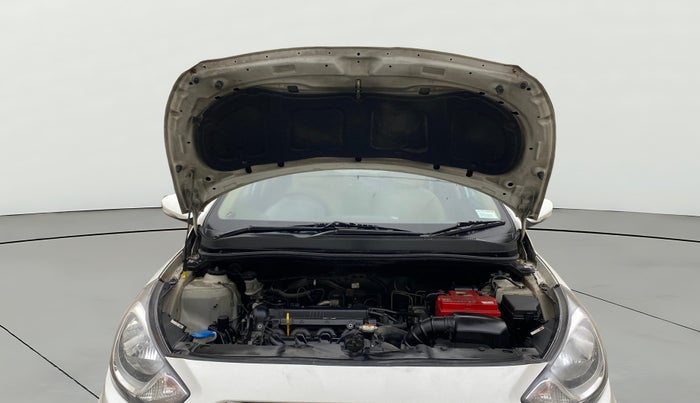 2014 Hyundai Verna FLUIDIC 1.6 VTVT SX, Petrol, Manual, 46,057 km, Open Bonet
