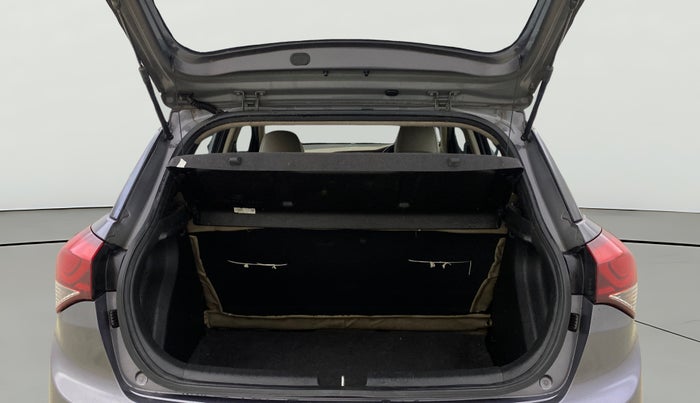 2016 Hyundai Elite i20 MAGNA 1.2, Petrol, Manual, 37,637 km, Boot Open Zoomed View