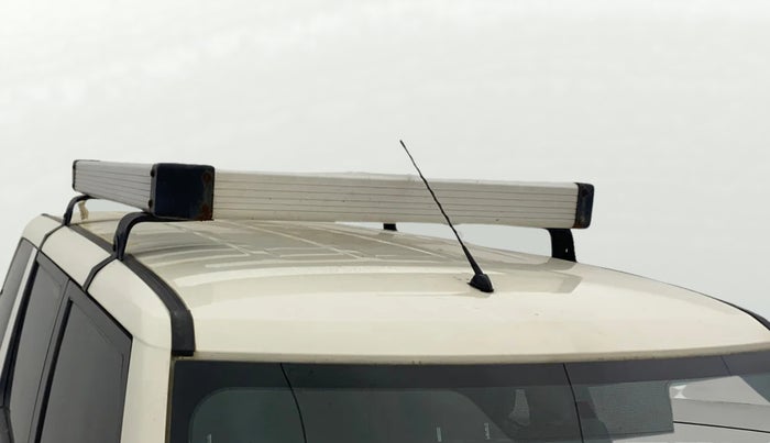 2018 Mahindra TUV 300 PLUS P8, Diesel, Manual, 31,709 km, Roof