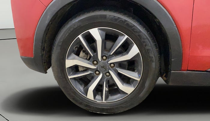 2020 Mahindra XUV300 W8 1.5 DIESEL, Diesel, Manual, 91,617 km, Left Front Wheel