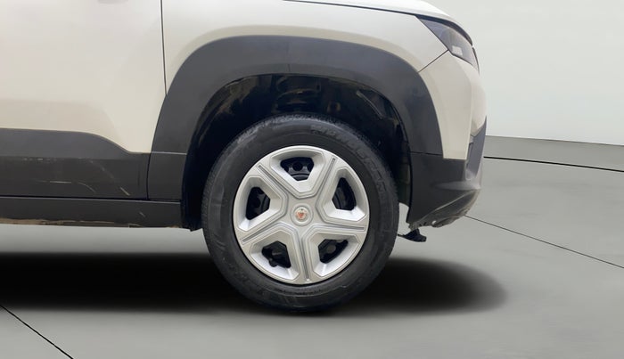 2022 Maruti BREZZA VXI SMART HYBRID, Petrol, Manual, 92,716 km, Right Front Wheel