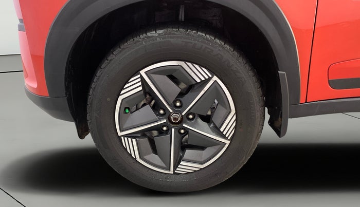 2024 Tata NEXON CREATIVE AMT DUAL TONE 1.2 PETROL, Petrol, Automatic, 19,537 km, Left Front Wheel