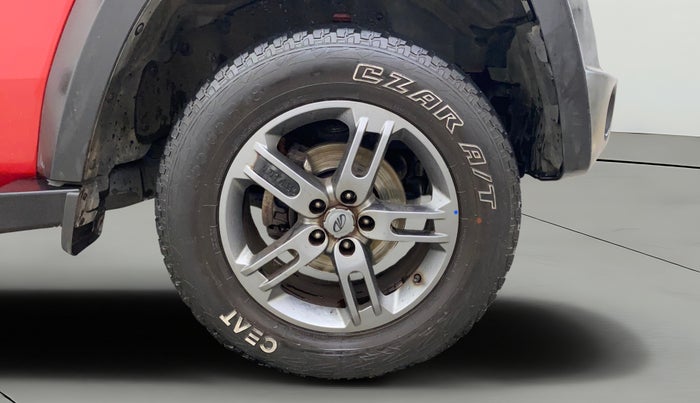 2021 Mahindra Thar LX PETROL HT 4WD AT, Petrol, Automatic, 25,942 km, Right Front Wheel