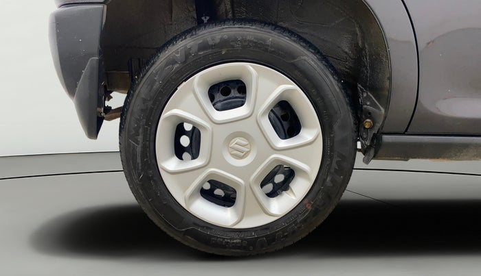 2022 Maruti S PRESSO VXI (O), Petrol, Manual, 60,576 km, Right Rear Wheel