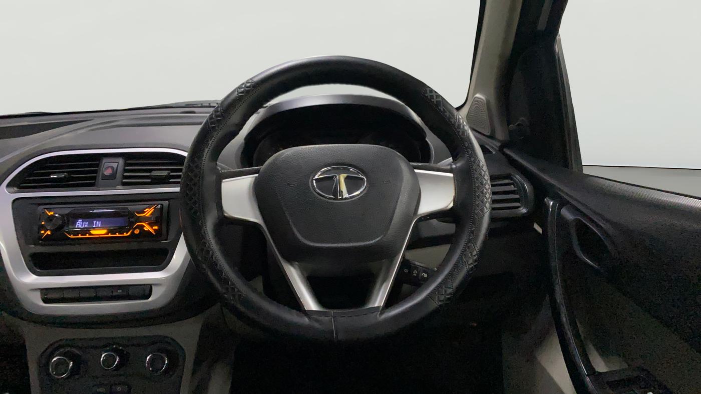 2017 Tata Tiago XM PETROL, Petrol, Manual, 55,831 km, Steering Wheel Close Up