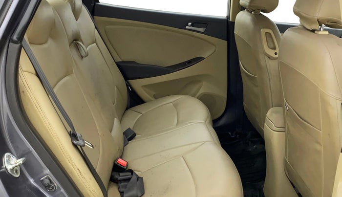 2016 Hyundai Verna 1.6 VTVT SX AT, Petrol, Automatic, 75,781 km, Right Side Rear Door Cabin