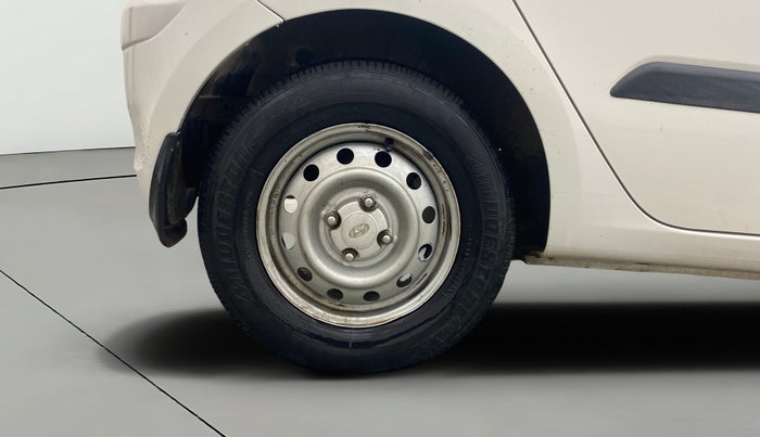 2014 Hyundai i10 MAGNA 1.1, Petrol, Manual, 85,092 km, Right Rear Wheel