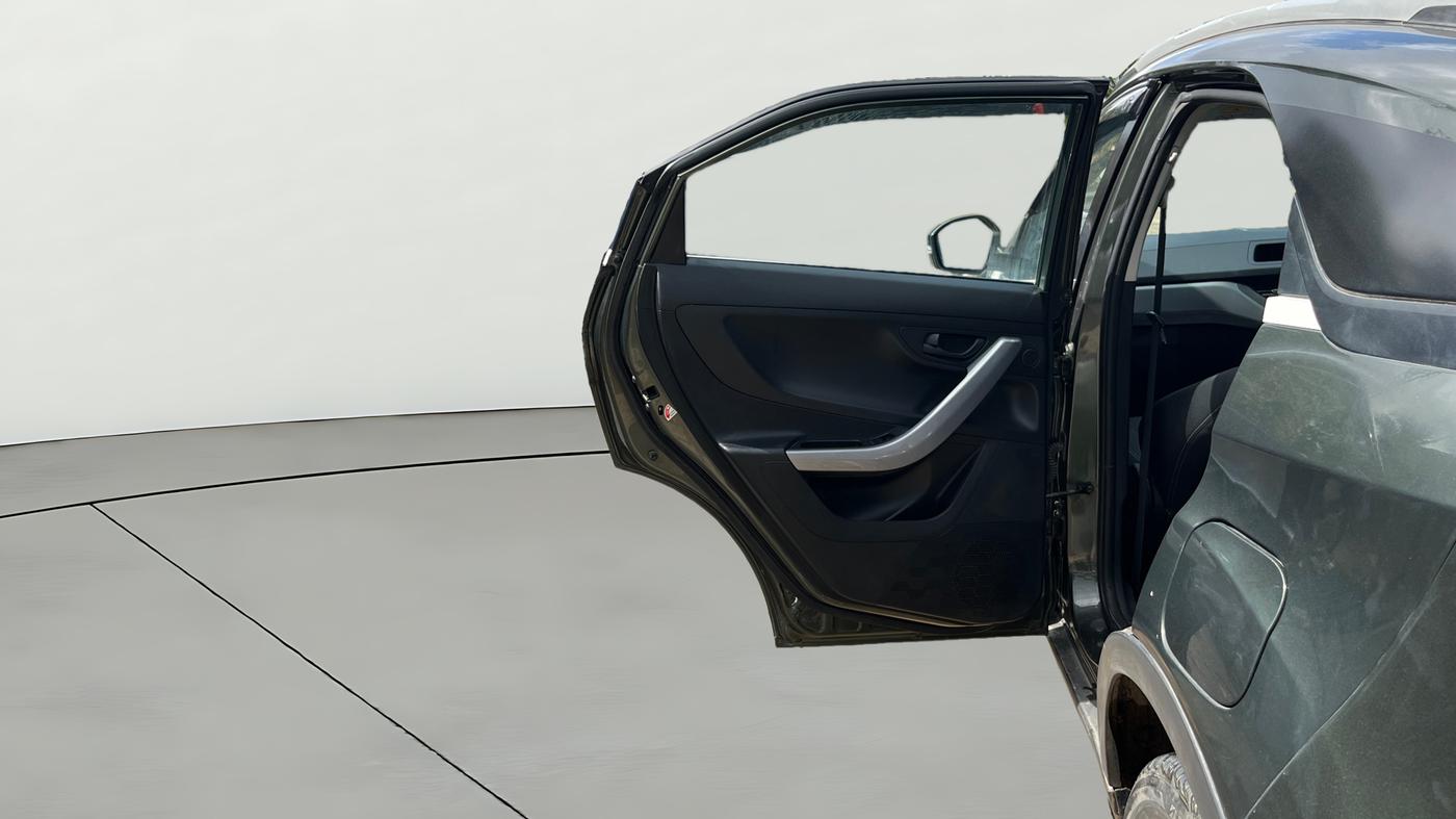 2021 Tata NEXON XM SUNROOF PETROL, Petrol, Manual, 57,795 km, LHS Rear Door