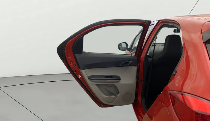 2017 Tata Tiago XT PETROL, Petrol, Manual, 32,566 km, LHS Rear Door