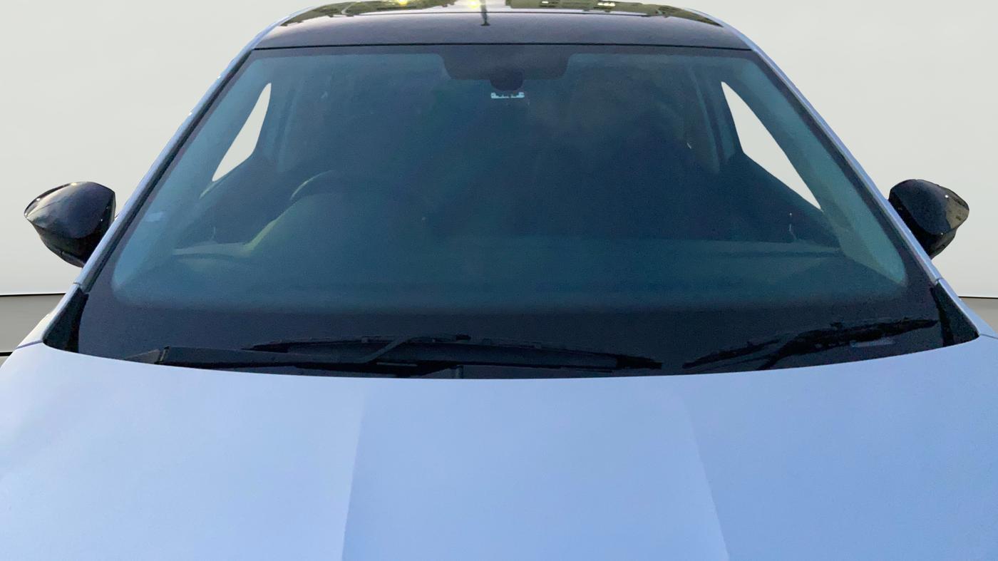2024 Skoda SLAVIA Style Matte 1.0 TSI AT, Petrol, Automatic, 30,021 km, Front Windshield