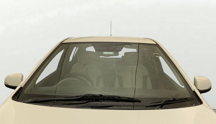 2014 Hyundai i20 SPORTZ 1.2, CNG, Manual, 63,655 km, Front Windshield