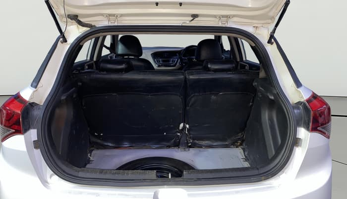2015 Hyundai Elite i20 ASTA 1.4 CRDI, Diesel, Manual, 82,355 km, Boot Open Zoomed View