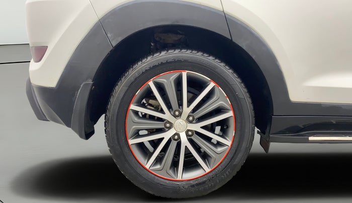 2017 Hyundai Tucson GLS 2WD AT PETROL, Petrol, Automatic, 48,293 km, Right Rear Wheel