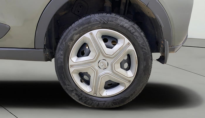 2021 Tata NEXON XM PETROL, Petrol, Manual, 73,920 km, Left Rear Wheel