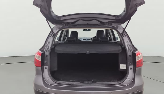 2015 Maruti S Cross ALPHA 1.6, Diesel, Manual, 54,852 km, Boot Open Zoomed View