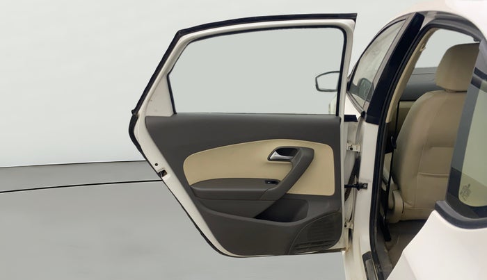 2013 Volkswagen Vento HIGHLINE 1.6 MPI, Petrol, Manual, 1,25,412 km, LHS Rear Door